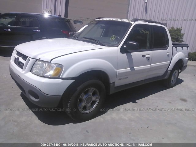 1FMZU77E71UC74646 - 2001 FORD EXPLORER SPORT TR  WHITE photo 2