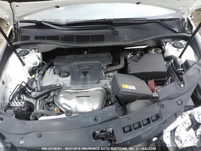 4T1BF1FK8HU299825 - 2017 TOYOTA CAMRY LE/XLE/SE/XSE 白色 照片 10
