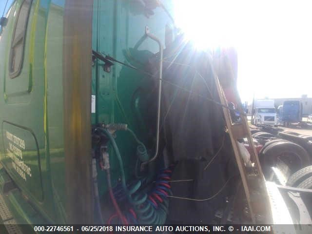 1FUJGLBG2CSBL2810 - 2012 FREIGHTLINER CASCADIA 125  Unknown photo 8