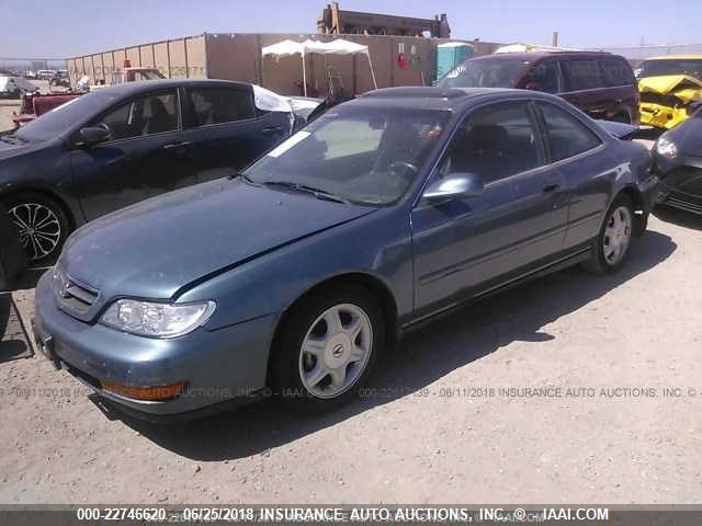 19UYA1250VL015605 - 1997 ACURA 2.2CL BLUE photo 2