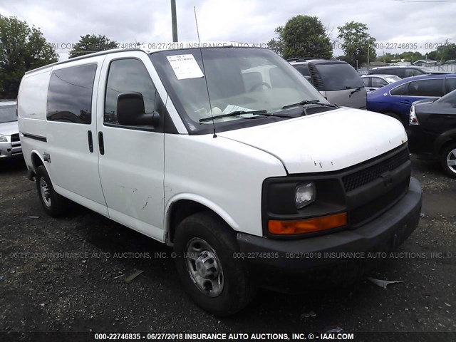 1GCGG25C291169646 - 2009 CHEVROLET EXPRESS G2500  WHITE photo 1