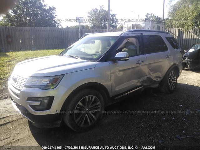 1FM5K8HT1GGB59152 - 2016 FORD EXPLORER PLATINUM SILVER photo 2