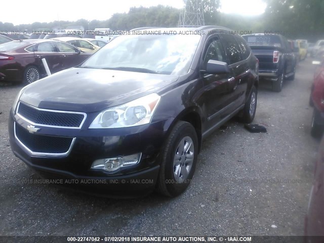 1GNLREED0AS104819 - 2010 CHEVROLET TRAVERSE LS PURPLE photo 2