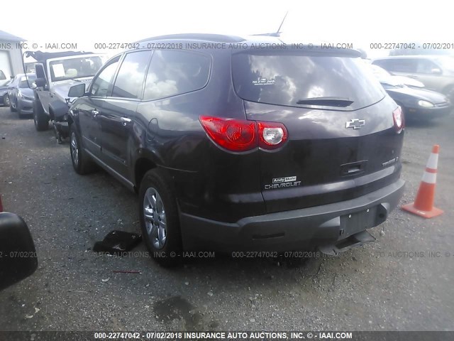 1GNLREED0AS104819 - 2010 CHEVROLET TRAVERSE LS PURPLE photo 3