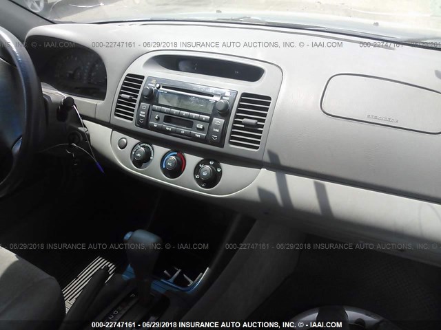 JTDBE32K820039397 - 2002 TOYOTA CAMRY LE/XLE/SE Boz foto 5