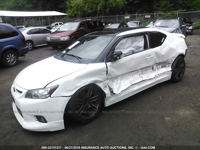 JTKJF5C72D3045172 - 2013 TOYOTA SCION TC 白色 照片 2