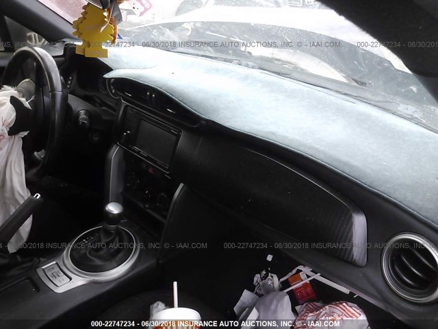 JF1ZNAA12D2711589 - 2013 TOYOTA SCION FR-S BLACK photo 5