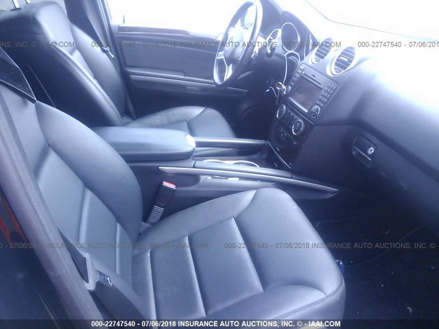 4JGBB8GB5AA534188 - 2010 MERCEDES-BENZ ML 350 4MATIC BLACK photo 5