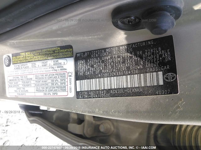 4T1BE32KX6U164136 - 2006 TOYOTA CAMRY LE/XLE/SE Boz foto 8