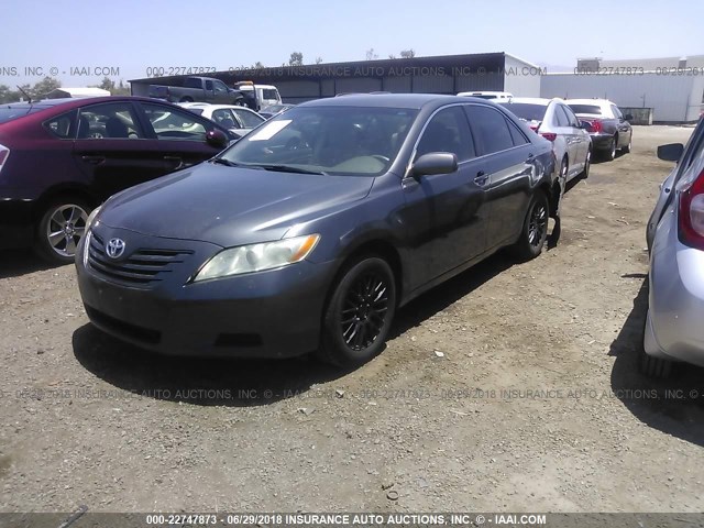 4T1BE46K97U128214 - 2007 TOYOTA CAMRY NEW GENERAT CE/LE/XLE/SE GRAY photo 2