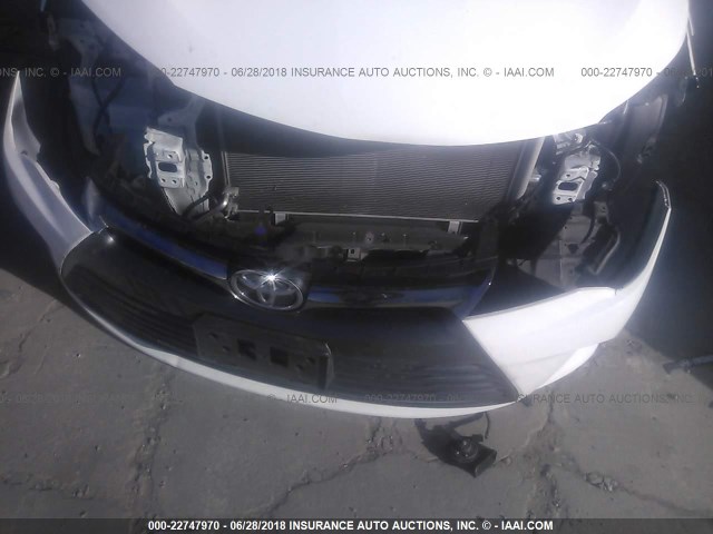 4T1BF1FK9FU990066 - 2015 TOYOTA CAMRY LE/XLE/SE/XSE WHITE photo 6