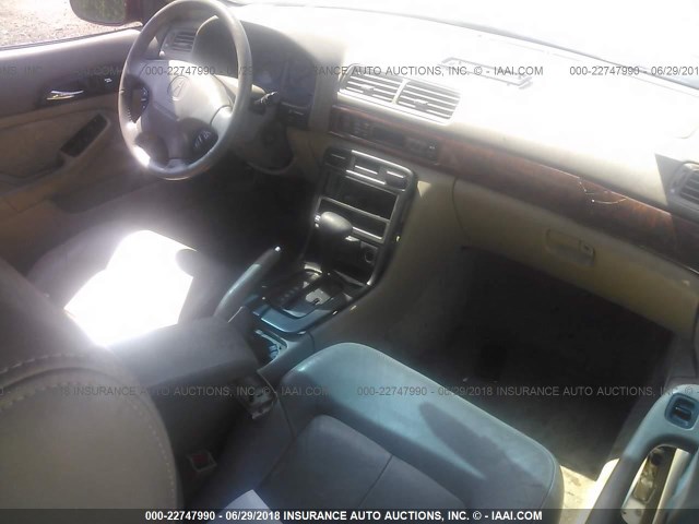 19UYA2240WL011164 - 1998 ACURA 3.0CL Kırmızı fotoğraf 5