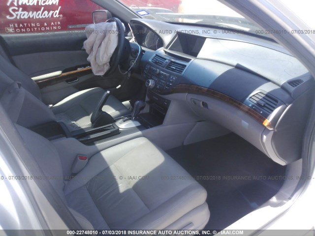 1HGCP3F81CA011094 - 2012 HONDA ACCORD EXL SILVER photo 5