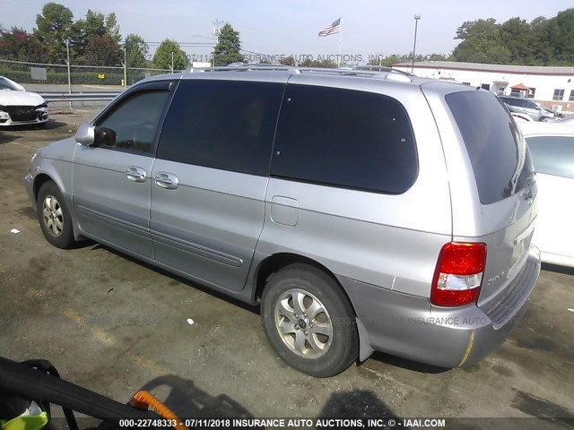 KNDUP132456734600 - 2005 KIA SEDONA EX/LX SILVER photo 3