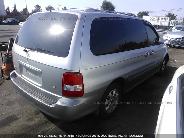 KNDUP132456734600 - 2005 KIA SEDONA EX/LX SILVER photo 4