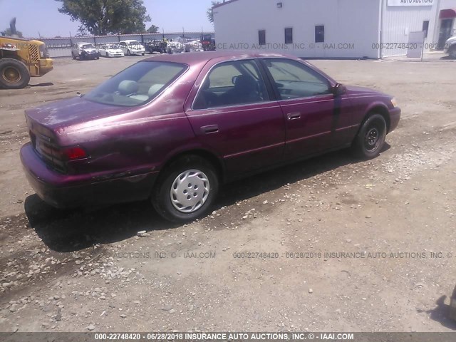 4T1BG22K1VU152072 - 1997 TOYOTA CAMRY CE/LE/XLE MAROON photo 4