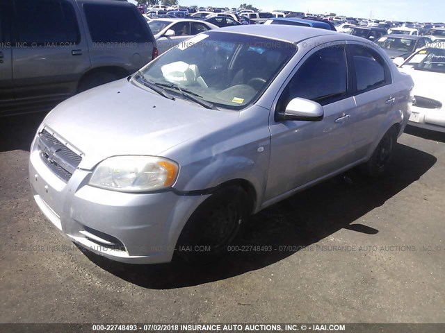 KL1TD56668B276930 - 2008 CHEVROLET AVEO LS SILVER photo 2