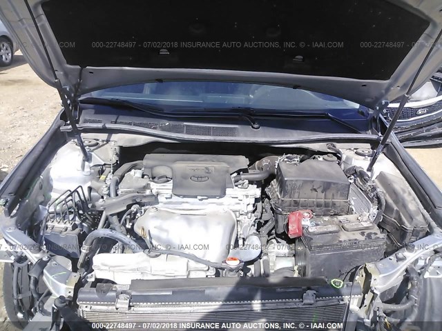 4T1BF1FK6GU215645 - 2016 TOYOTA CAMRY LE/XLE/SE/XSE SILVER photo 10