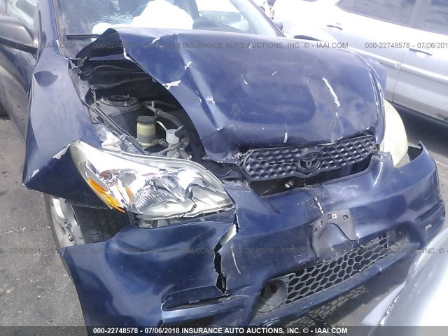 2T1KR32E03C016668 - 2003 TOYOTA COROLLA MATRIX XR BLUE photo 6