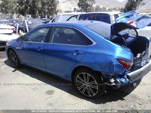 4T1BF1FK9GU551094 - 2016 TOYOTA CAMRY LE/XLE/SE/XSE 蓝色 照片 3