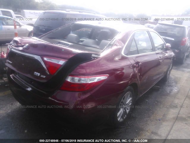 4T1BD1FKXGU180212 - 2016 TOYOTA CAMRY HYBRID/LE/XLE/SE MAROON photo 4