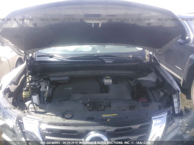 5N1DR2MM5HC672562 - 2017 NISSAN PATHFINDER S/SV/SL/PLATINUM SILVER photo 10