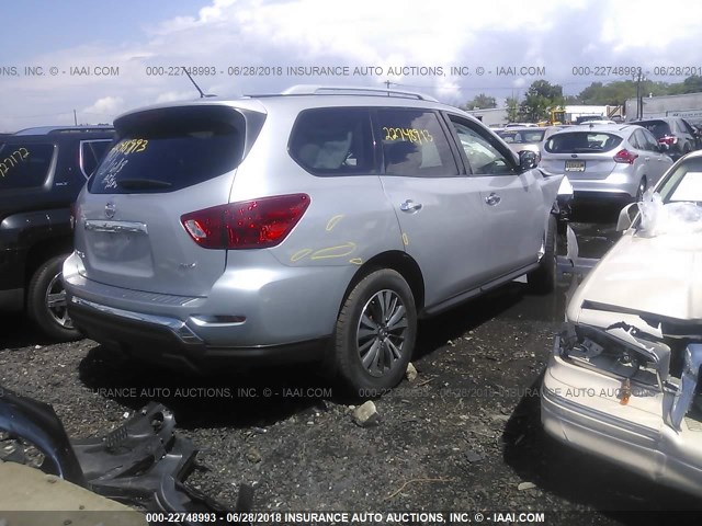 5N1DR2MM5HC672562 - 2017 NISSAN PATHFINDER S/SV/SL/PLATINUM SILVER photo 4