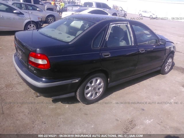 YV1VS2550YF527927 - 2000 VOLVO S40 BLACK photo 4