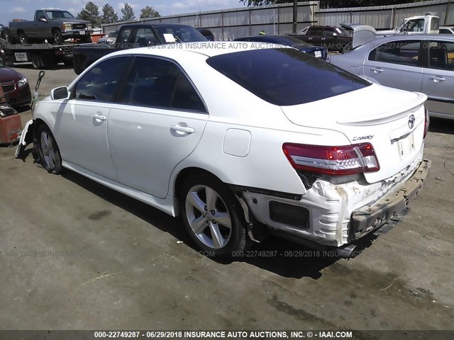 4T1BK3EK2AU601379 - 2010 TOYOTA CAMRY SE/LE/XLE 白色 照片 3