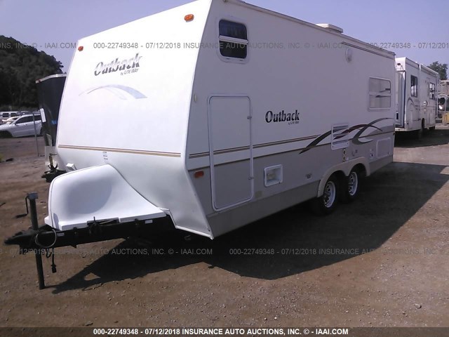 4YDT2102235904662 - 2003 KEYSTONE OUTBACK WHITE photo 2