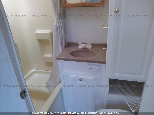 4YDT2102235904662 - 2003 KEYSTONE OUTBACK WHITE photo 7