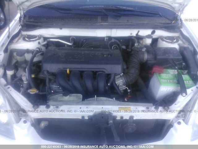 2T1KR32E25C502594 - 2005 TOYOTA COROLLA MATRIX XR WHITE photo 10