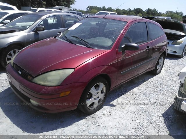 3FAFP31323R125236 - 2003 FORD FOCUS ZX3 RED photo 2