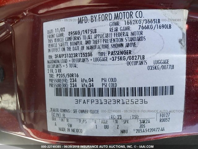 3FAFP31323R125236 - 2003 FORD FOCUS ZX3 RED photo 9