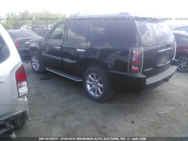 1GKFK63807J227836 - 2007 GMC YUKON DENALI BLACK photo 3