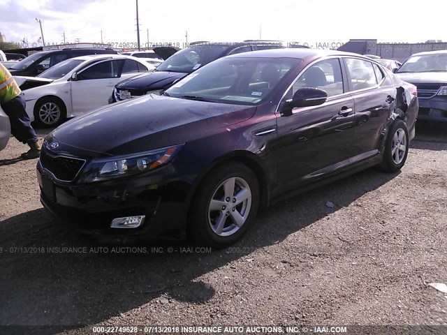 5XXGM4A7XFG380171 - 2015 KIA OPTIMA LX MAROON photo 2