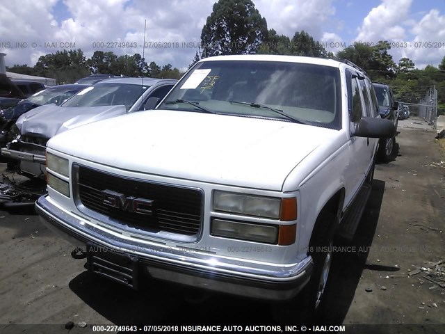 1GDFK16R9XJ778443 - 1999 GMC SUBURBAN K1500 WHITE photo 6