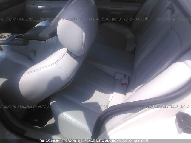 1LNHM87AX4Y610088 - 2004 LINCOLN LS 白色 照片 8