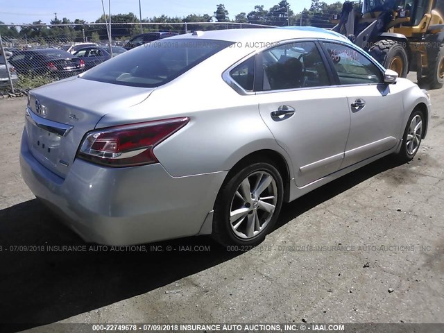 1N4AL3AP8DN508689 - 2013 NISSAN ALTIMA 2.5/S/SV/SL SILVER photo 4