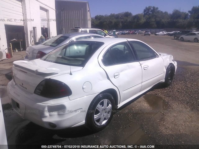 1G2NE52E05M207943 - 2005 PONTIAC GRAND AM SE WHITE photo 4