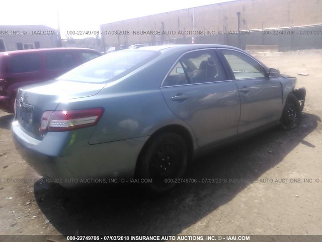 4T1BF3EK4AU551279 - 2010 TOYOTA CAMRY SE/LE/XLE TURQUOISE photo 4