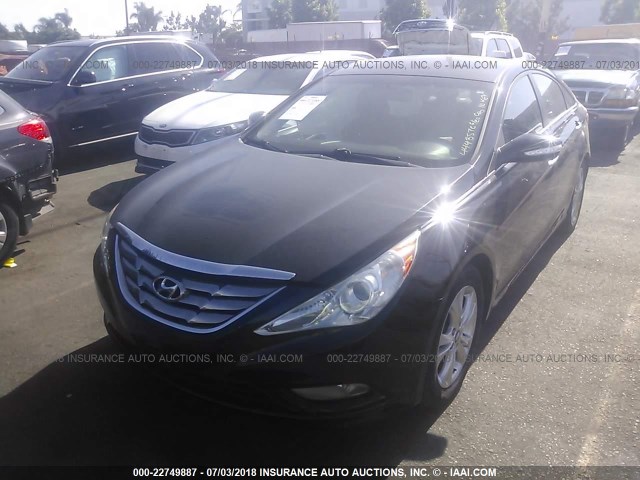 5NPEC4AC0BH221018 - 2011 HYUNDAI SONATA SE/LIMITED BLACK photo 2