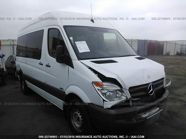 WDZPE7CC4C5696545 - 2012 MERCEDES-BENZ SPRINTER 2500 WHITE photo 1