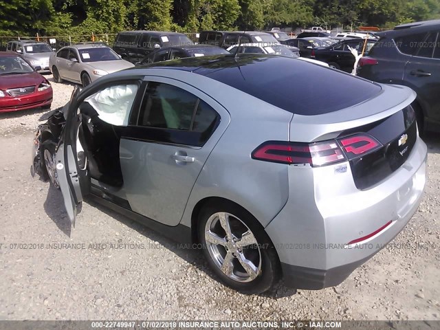 1G1RD6E45CU108341 - 2012 CHEVROLET VOLT GRAY photo 3