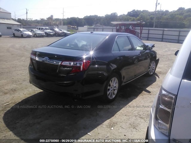 4T1BF1FK6CU518855 - 2012 TOYOTA CAMRY SE/LE/XLE BLACK photo 4