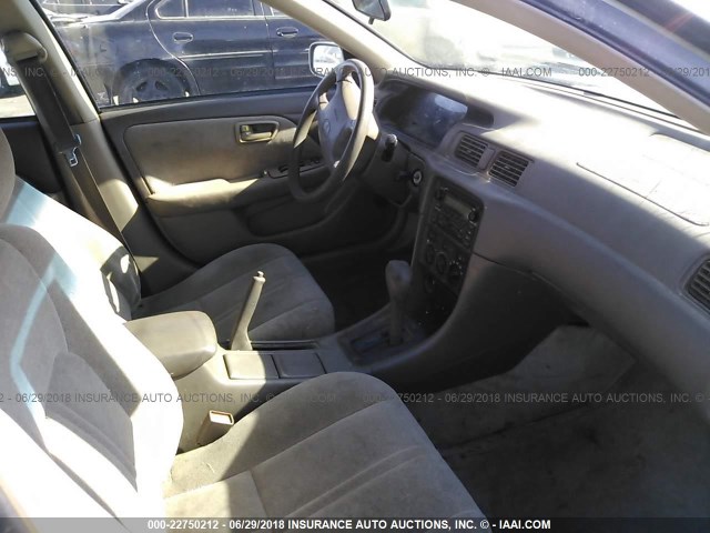 4T1BG22KX1U848827 - 2001 TOYOTA CAMRY CE/LE/XLE 棕色 照片 5