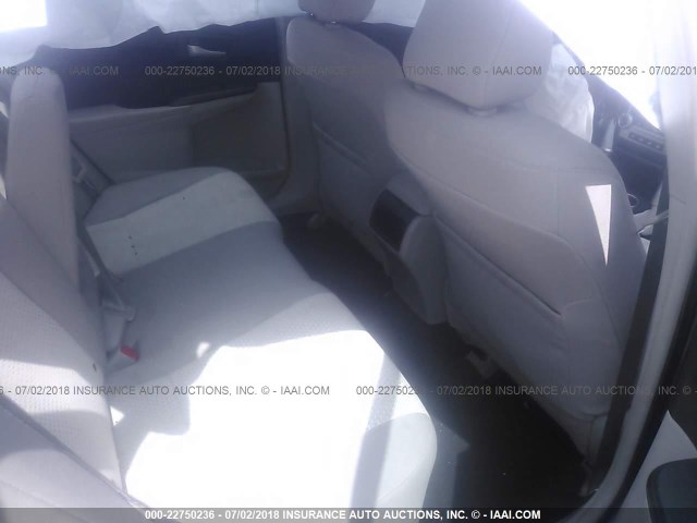 4T4BF1FK1ER346906 - 2014 TOYOTA CAMRY L/SE/LE/XLE 银色 照片 5