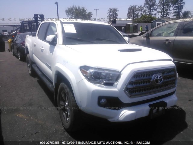 3TMDZ5BN5HM017043 - 2017 TOYOTA TACOMA DBL CAB/SR5/TRD SPORT/OR 白色 照片 1