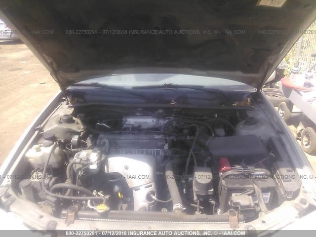 4T1BG22K5YU757913 - 2000 TOYOTA CAMRY CE/LE/XLE SILVER photo 10