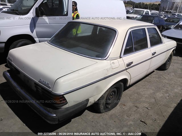 12312310091922 - 1979 MERCEDES-BENZ 240D CREAM photo 4